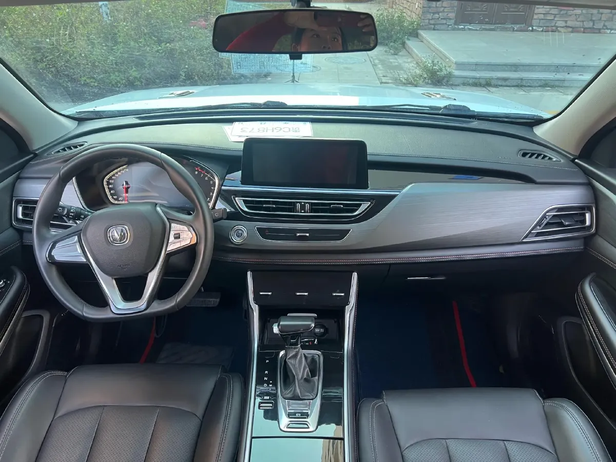 2021 ChangAn CS75 1.5T 178HP L4 7DCT,autocango,china used car exporter,china ev exporter,chinese used car exporter,chinese used ev exporter