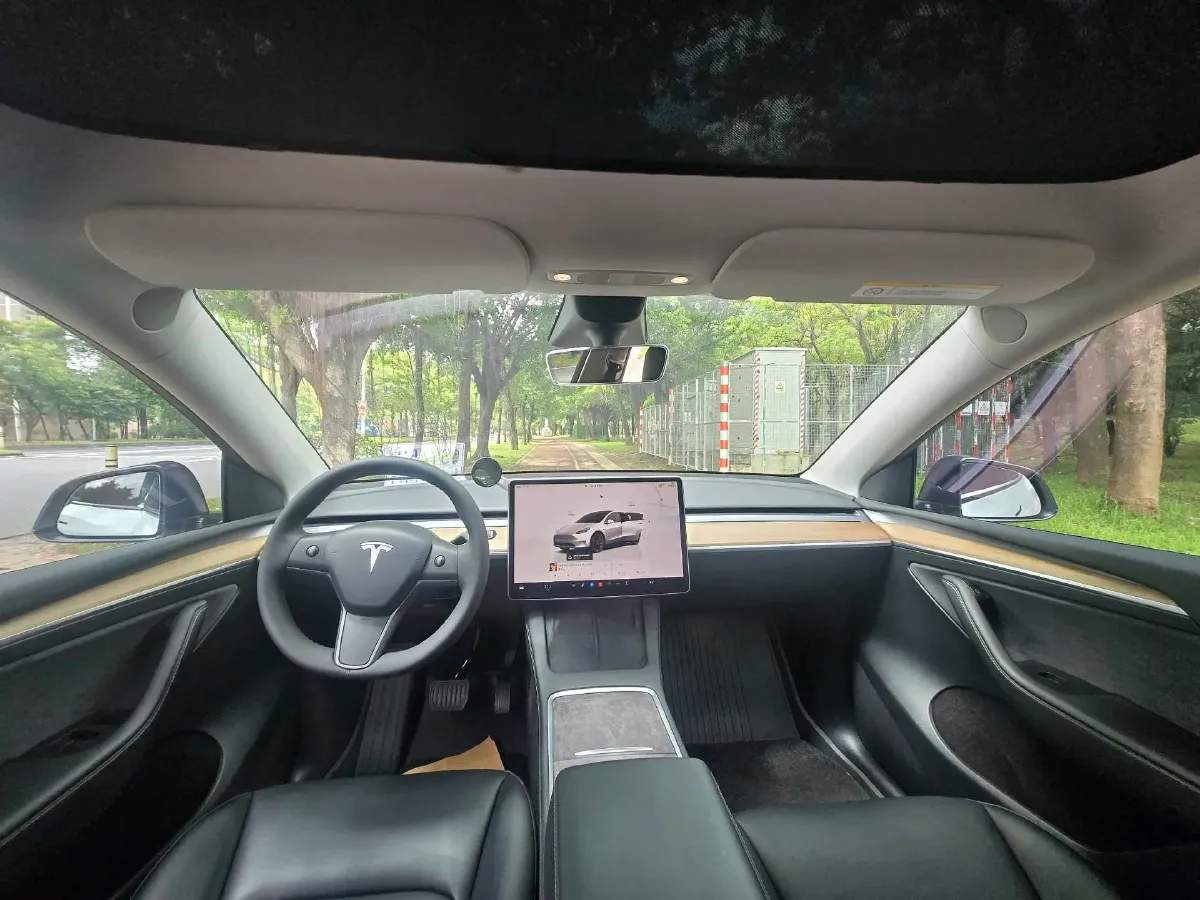 2022 Tesla Model Y BEV 60KWH,autocango,china used car exporter,china ev exporter,chinese used car exporter,chinese used ev exporter