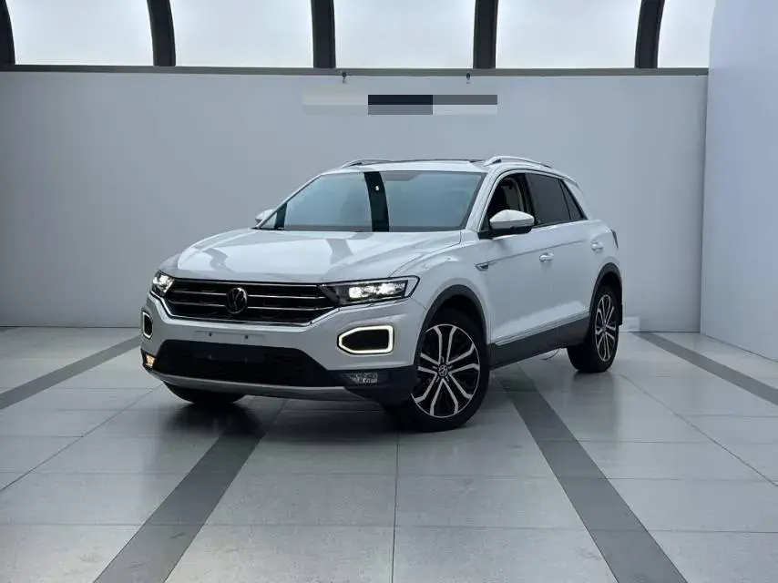 2022 Volkswagen T-Roc 1.4T 150HP L4 7DCT 2022 Volkswagen T-Roc 1.4T 150HP L4 7DCT