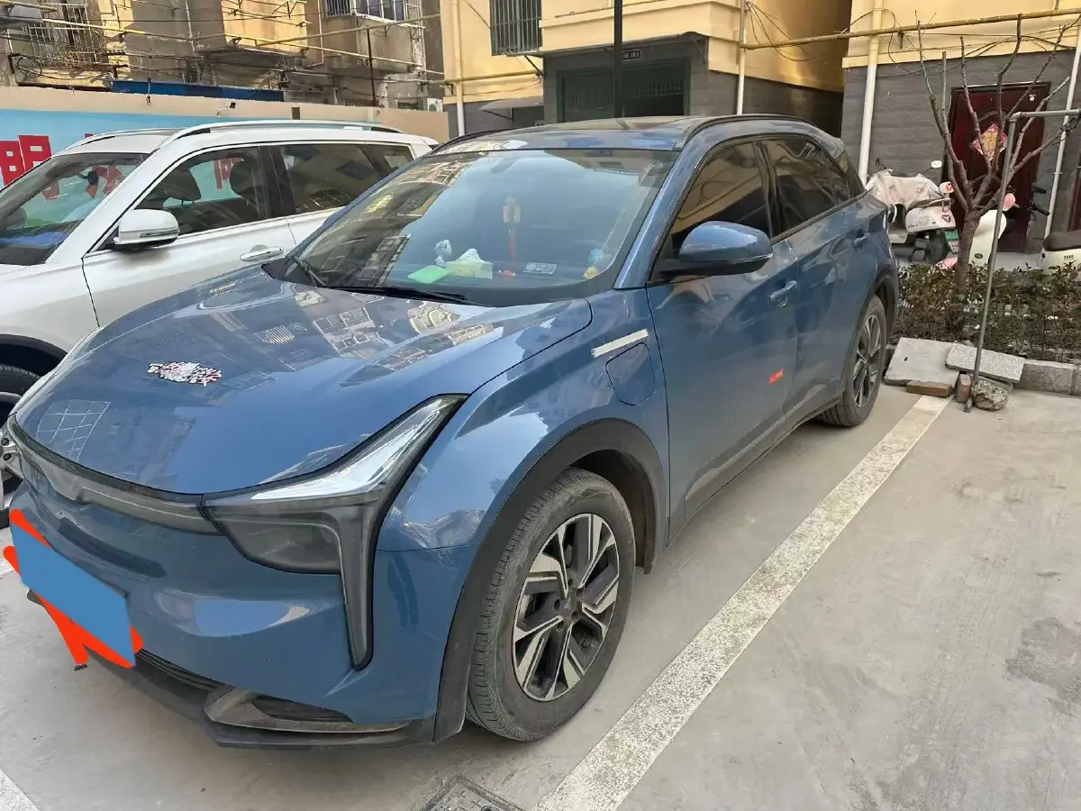 2022 Venucia Grand V 1.5T 190HP L4 7DCT