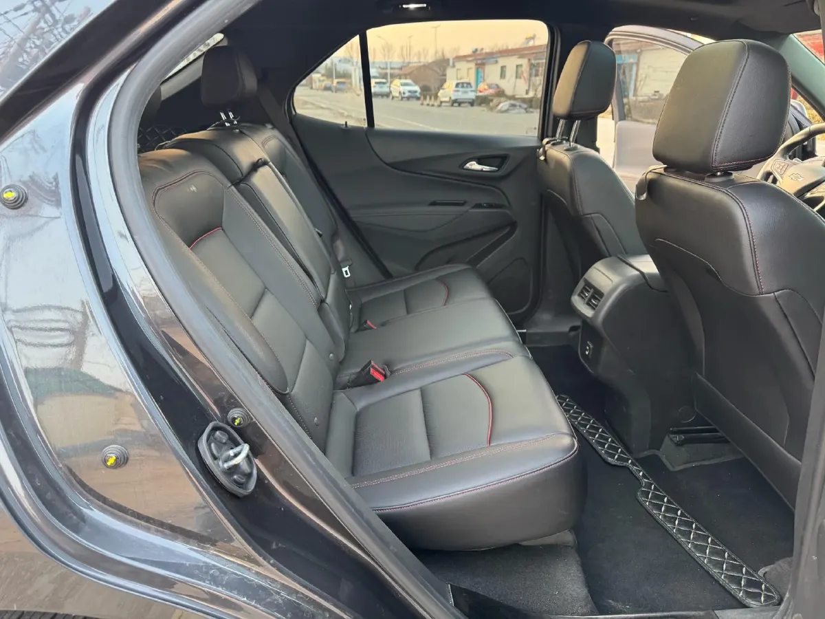 2022 Chevrolet Equinox 2.0T 237HP L4 9AT,autocango,china used car exporter,china ev exporter,chinese used car exporter,chinese used ev exporter