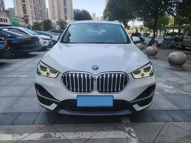 2021 BMW X1 1.5T 140HP L3 7DCT,autocango,china used car exporter,china ev exporter,chinese used car exporter,chinese used ev exporter
