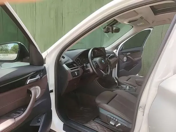 2021 BMW X1 1.5T 140HP L3 7DCT,autocango,china used car exporter,china ev exporter,chinese used car exporter,chinese used ev exporter
