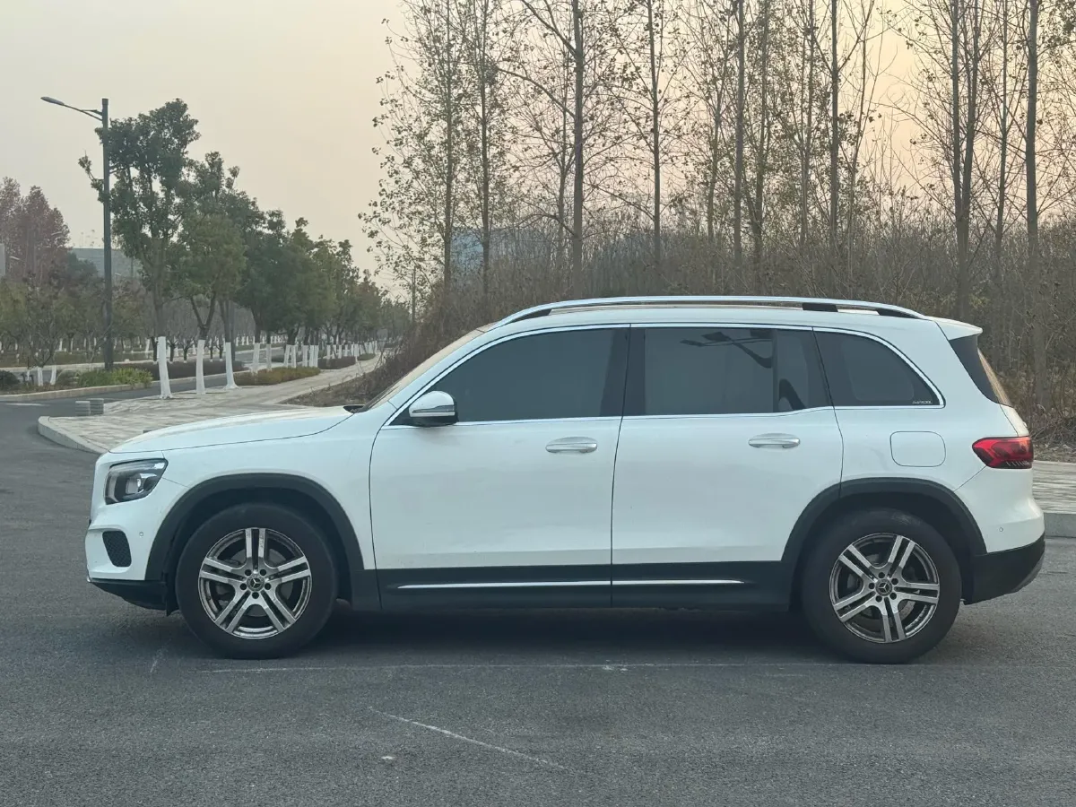 2022 Mercedes-Benz GLB Class 1.3T 163HP L4 7DCT,autocango,china used car exporter,china ev exporter,chinese used car exporter,chinese used ev exporter