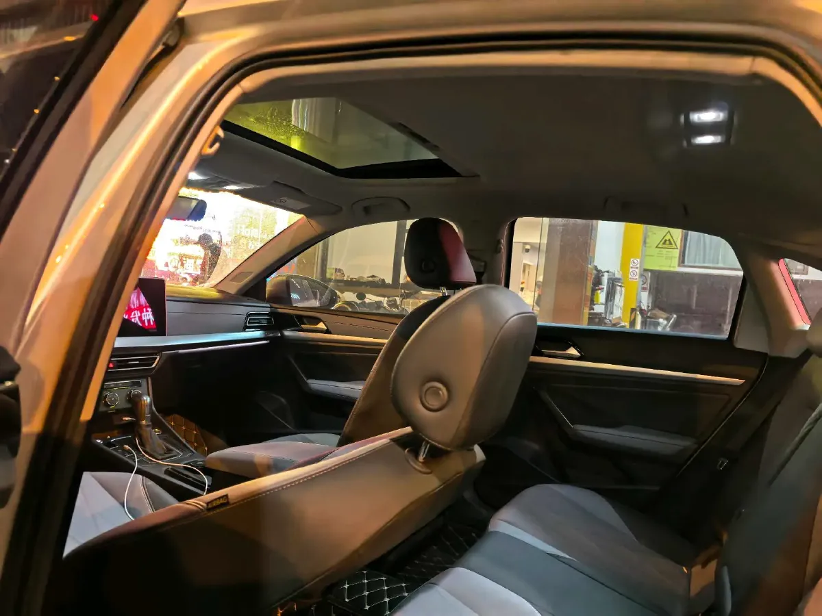 2023 Volkswagen Lavida 1.5L 113HP L4 6AT,autocango,china used car exporter,china ev exporter,chinese used car exporter,chinese used ev exporter