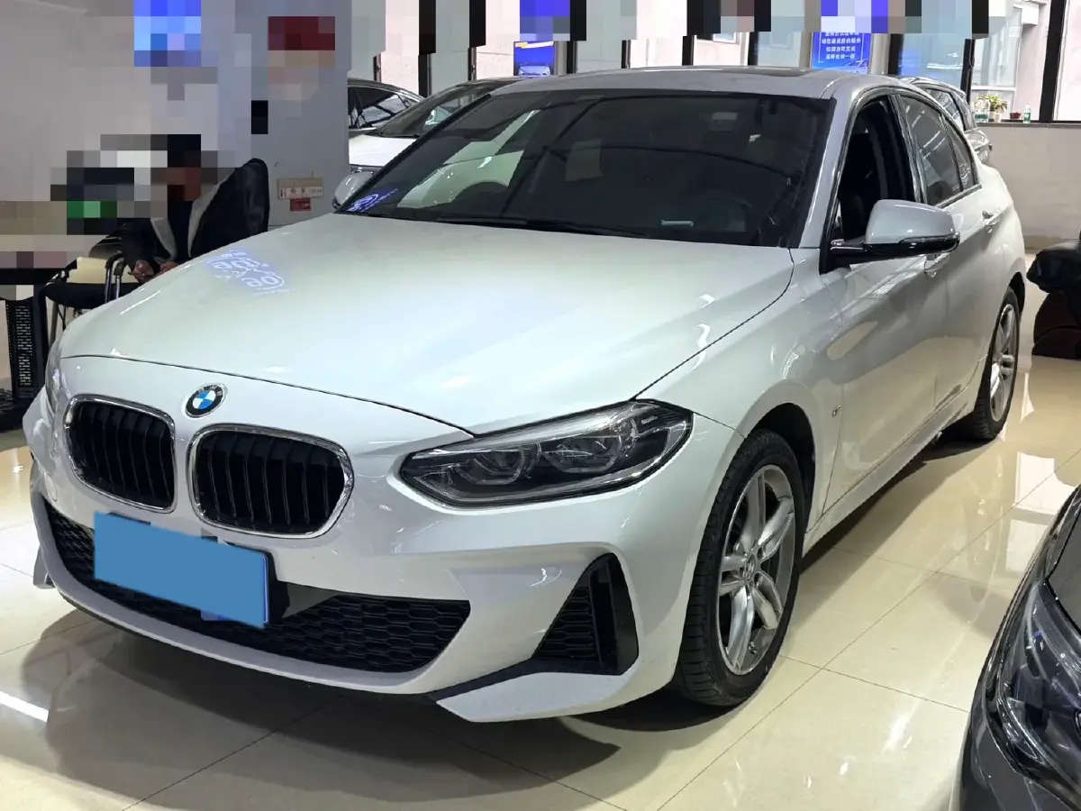 2020 BMW 1 Series 1.5T 140HP L3 7DCT 2020 BMW 1 Series 1.5T 140HP L3 7DCT