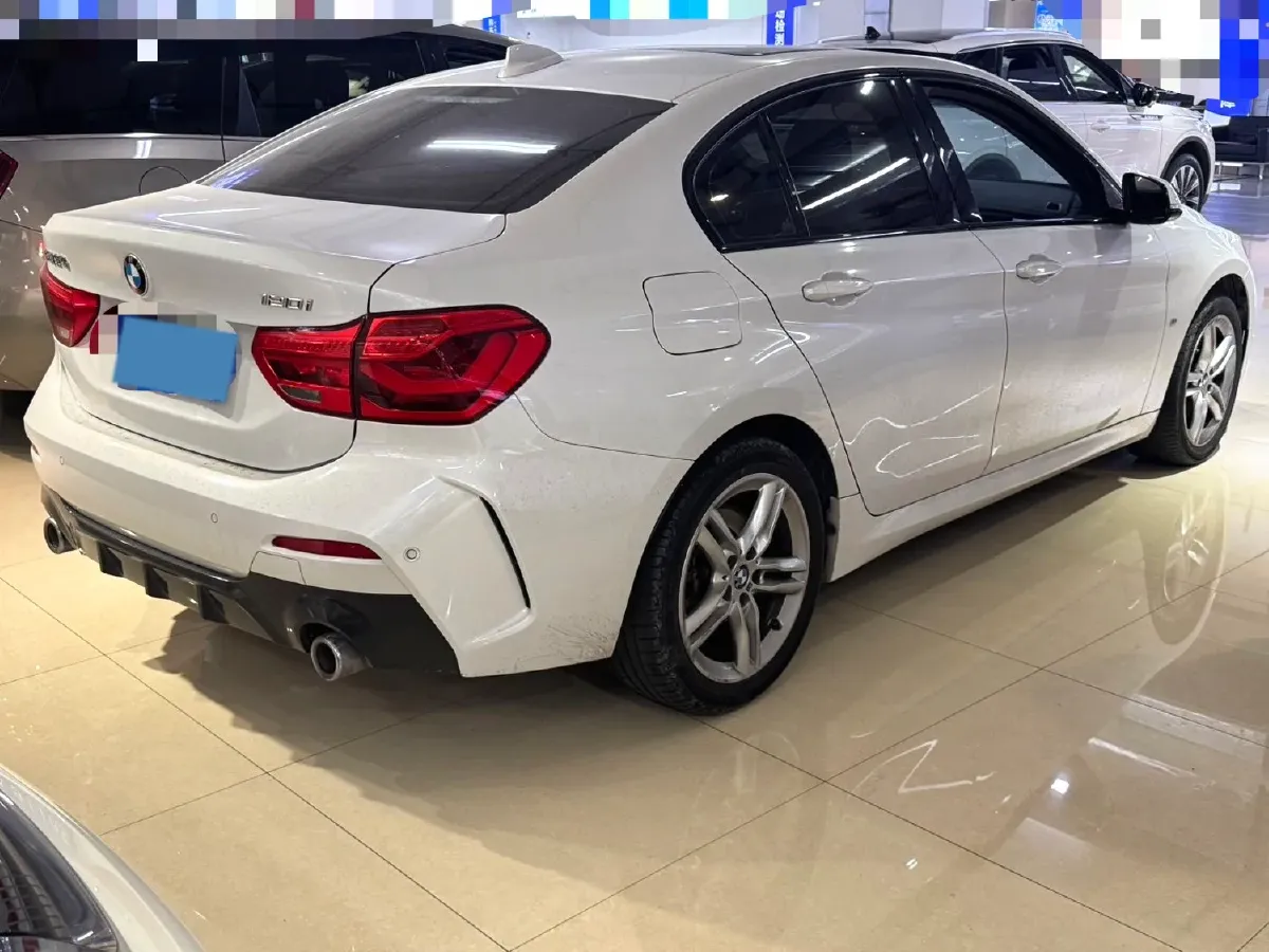 2020 BMW 1 Series 1.5T 140HP L3 7DCT,autocango,china used car exporter,china ev exporter,chinese used car exporter,chinese used ev exporter