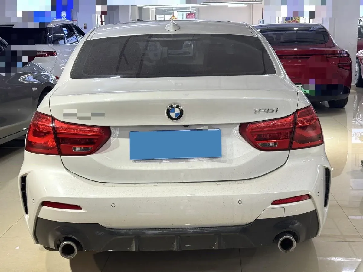 2020 BMW 1 Series 1.5T 140HP L3 7DCT,autocango,china used car exporter,china ev exporter,chinese used car exporter,chinese used ev exporter