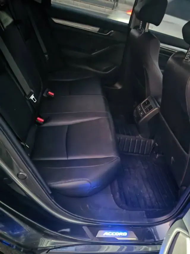 2022 Honda Accord 1.5T 194HP L4 CVT,autocango,china used car exporter,china ev exporter,chinese used car exporter,chinese used ev exporter