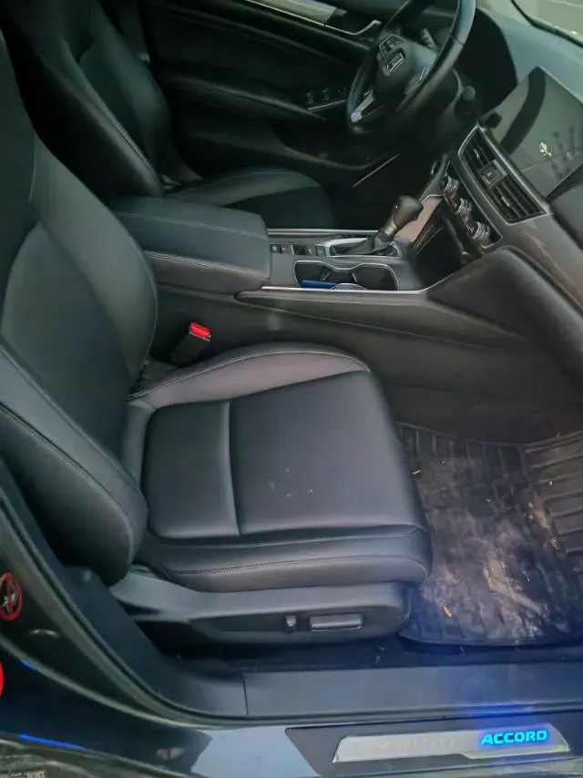 2022 Honda Accord 1.5T 194HP L4 CVT,autocango,china used car exporter,china ev exporter,chinese used car exporter,chinese used ev exporter