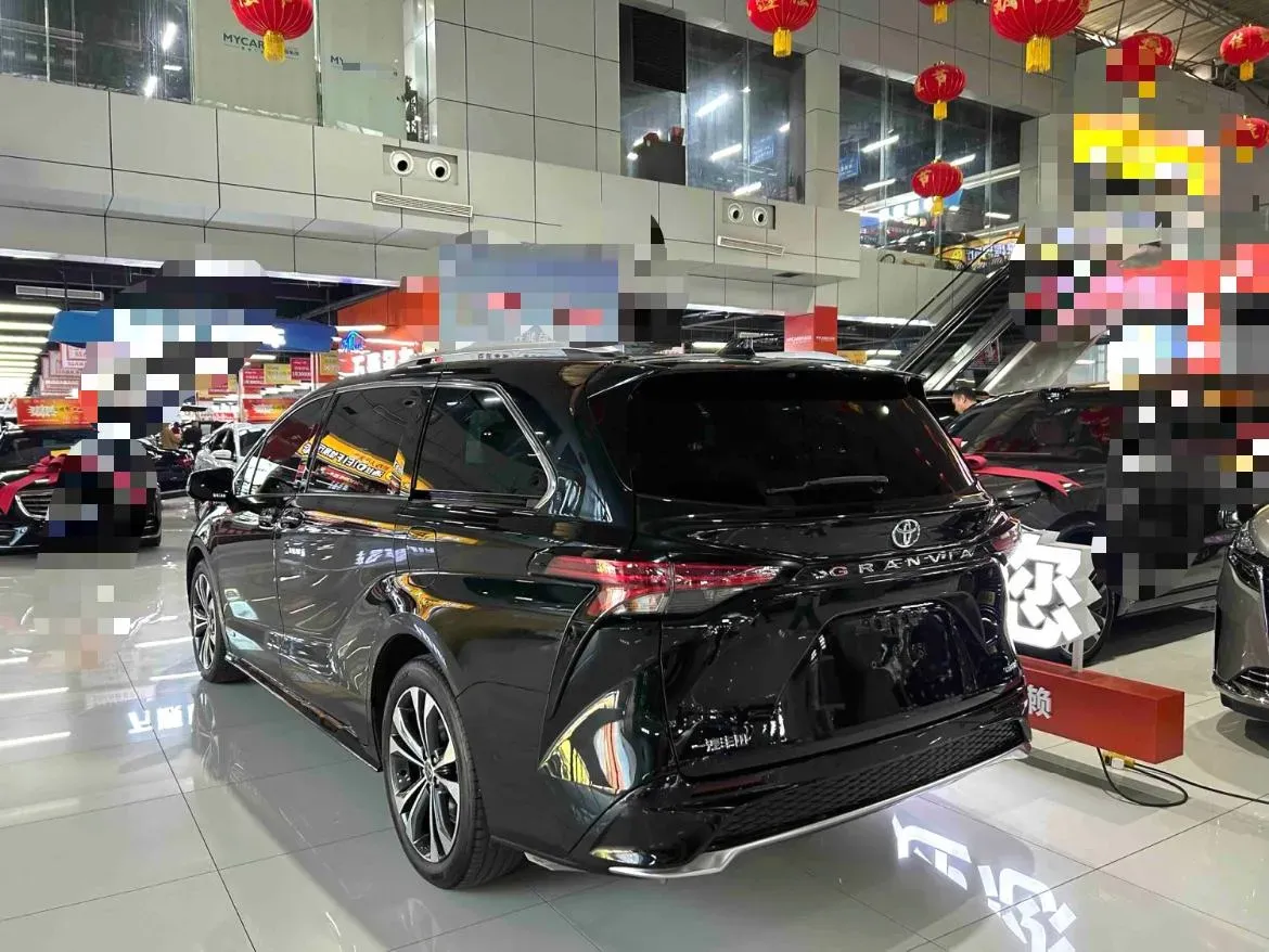 2022 Toyota Granvia 2.5L 192HP L4 E-CVT Hybrid,autocango,china used car exporter,china ev exporter,chinese used car exporter,chinese used ev exporter
