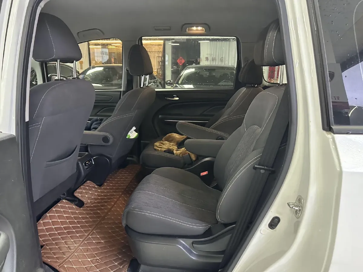 2021 GAC Trumpchi M6 1.5T 169HP L4 7DCT,autocango,china used car exporter,china ev exporter,chinese used car exporter,chinese used ev exporter