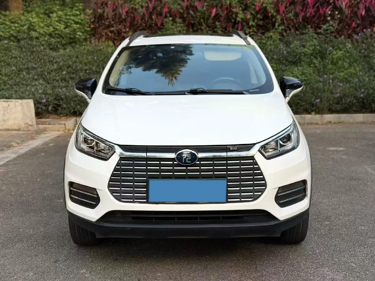2018 BYD Yuan BEV 42KWH,autocango,china used car exporter,china ev exporter,chinese used car exporter,chinese used ev exporter
