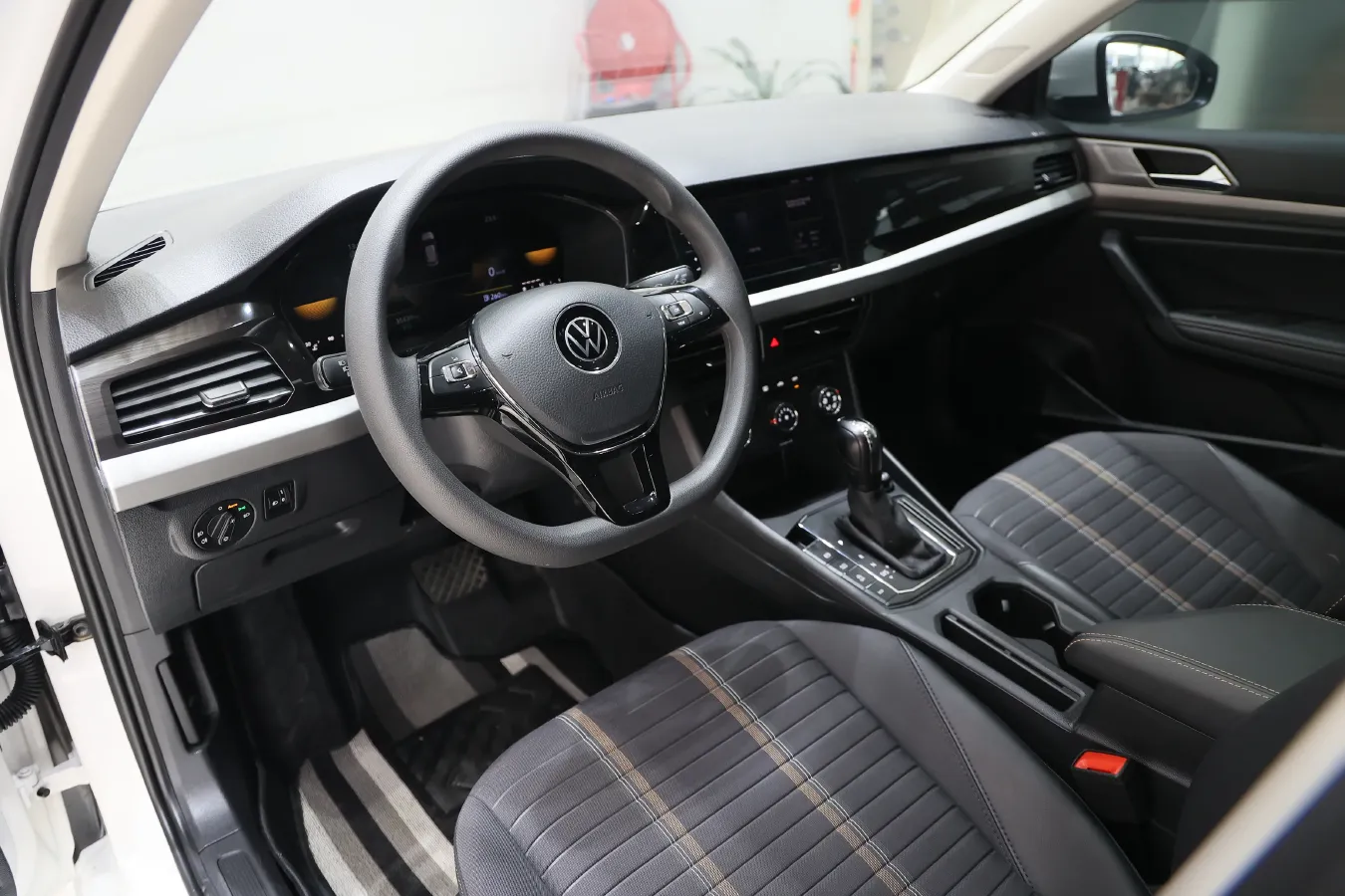 2022 Volkswagen Sagitar 1.2T 116HP L4 7DCT,autocango,china used car exporter,china ev exporter,chinese used car exporter,chinese used ev exporter