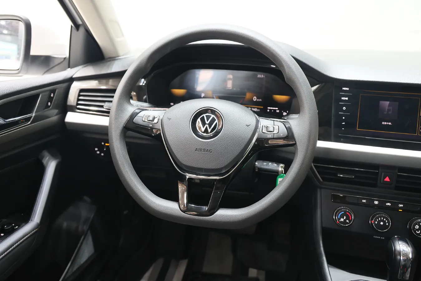 2022 Volkswagen Sagitar 1.2T 116HP L4 7DCT,autocango,china used car exporter,china ev exporter,chinese used car exporter,chinese used ev exporter