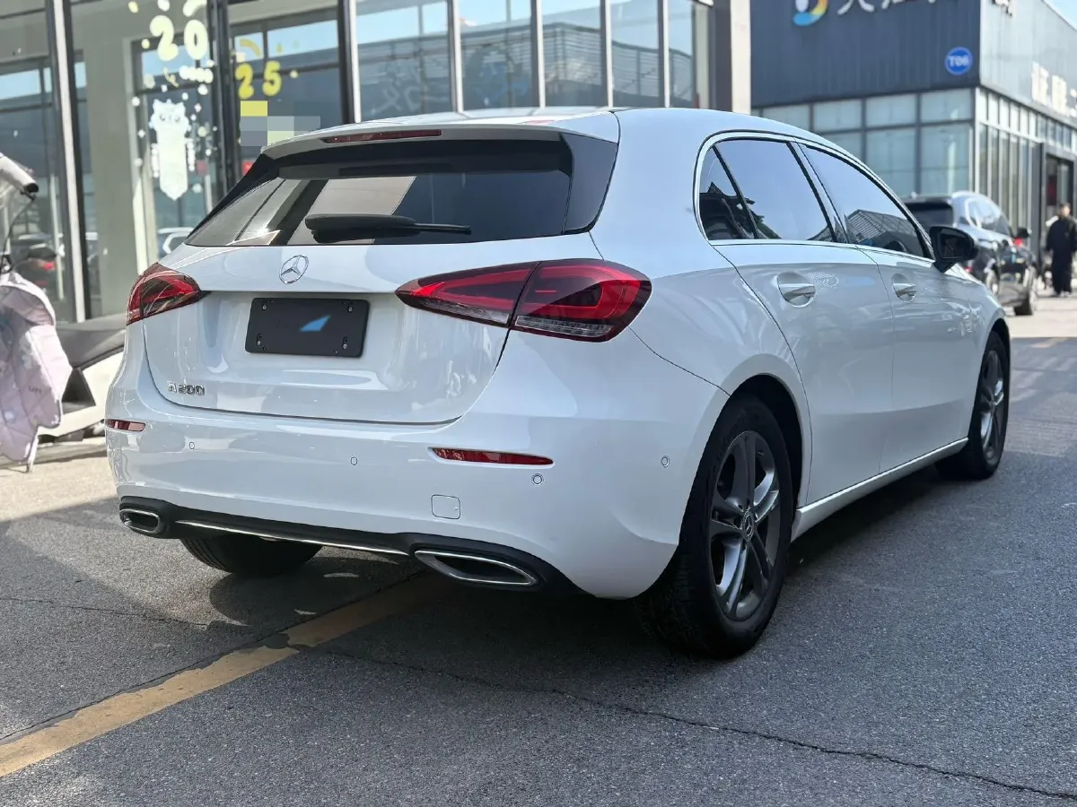 2019 Mercedes-Benz A Class 1.3T 163HP L4 7DCT,autocango,china used car exporter,china ev exporter,chinese used car exporter,chinese used ev exporter