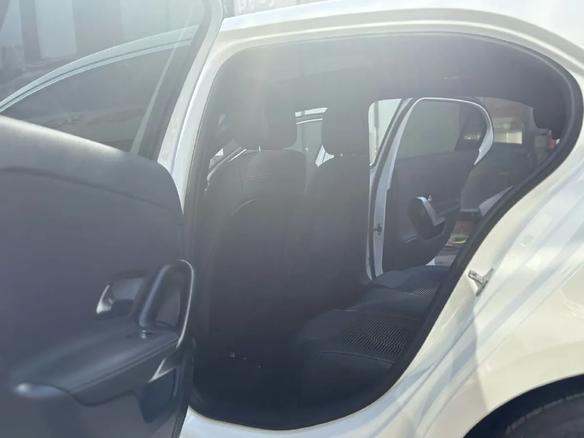 2019 Mercedes-Benz A Class 1.3T 163HP L4 7DCT,autocango,china used car exporter,china ev exporter,chinese used car exporter,chinese used ev exporter