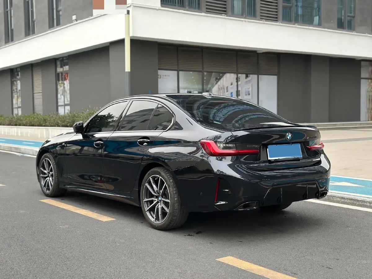 2025 BMW 3 Series 2.0T 184HP L4 8AT,autocango,china used car exporter,china ev exporter,chinese used car exporter,chinese used ev exporter