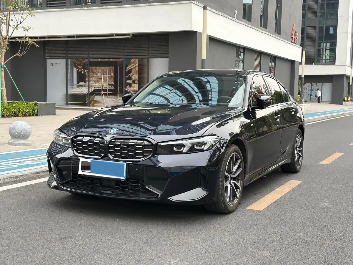 2025 BMW 3 Series 2.0T 184HP L4 8AT,autocango,china used car exporter,china ev exporter,chinese used car exporter,chinese used ev exporter