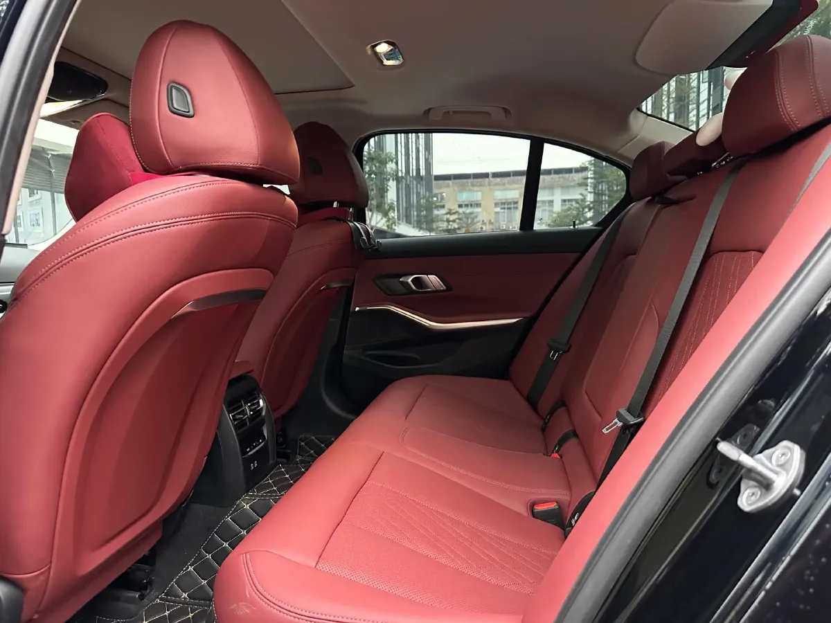 2025 BMW 3 Series 2.0T 184HP L4 8AT,autocango,china used car exporter,china ev exporter,chinese used car exporter,chinese used ev exporter