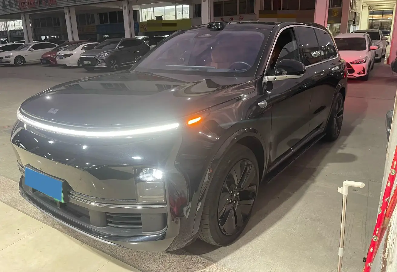 2022 Li L9 Range Extended 154HP REEV 42.6KWH