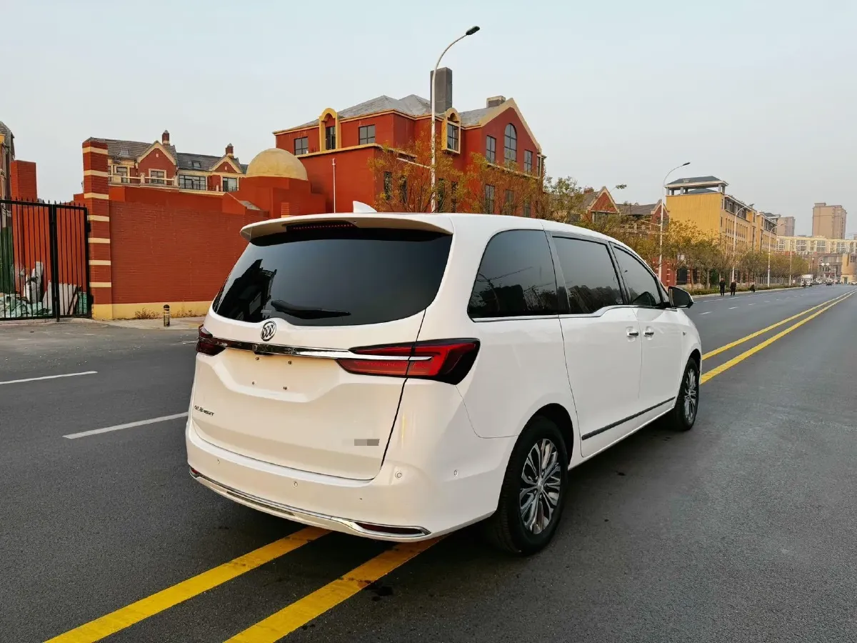 2021 Buick GL8 2.0T 237HP L4 9AT,autocango,china used car exporter,china ev exporter,chinese used car exporter,chinese used ev exporter