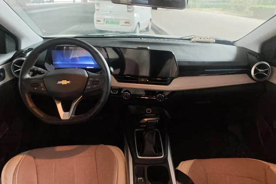 2023 Chevrolet Monza 1.5L 113HP L4 6DCT,autocango,china used car exporter,china ev exporter,chinese used car exporter,chinese used ev exporter