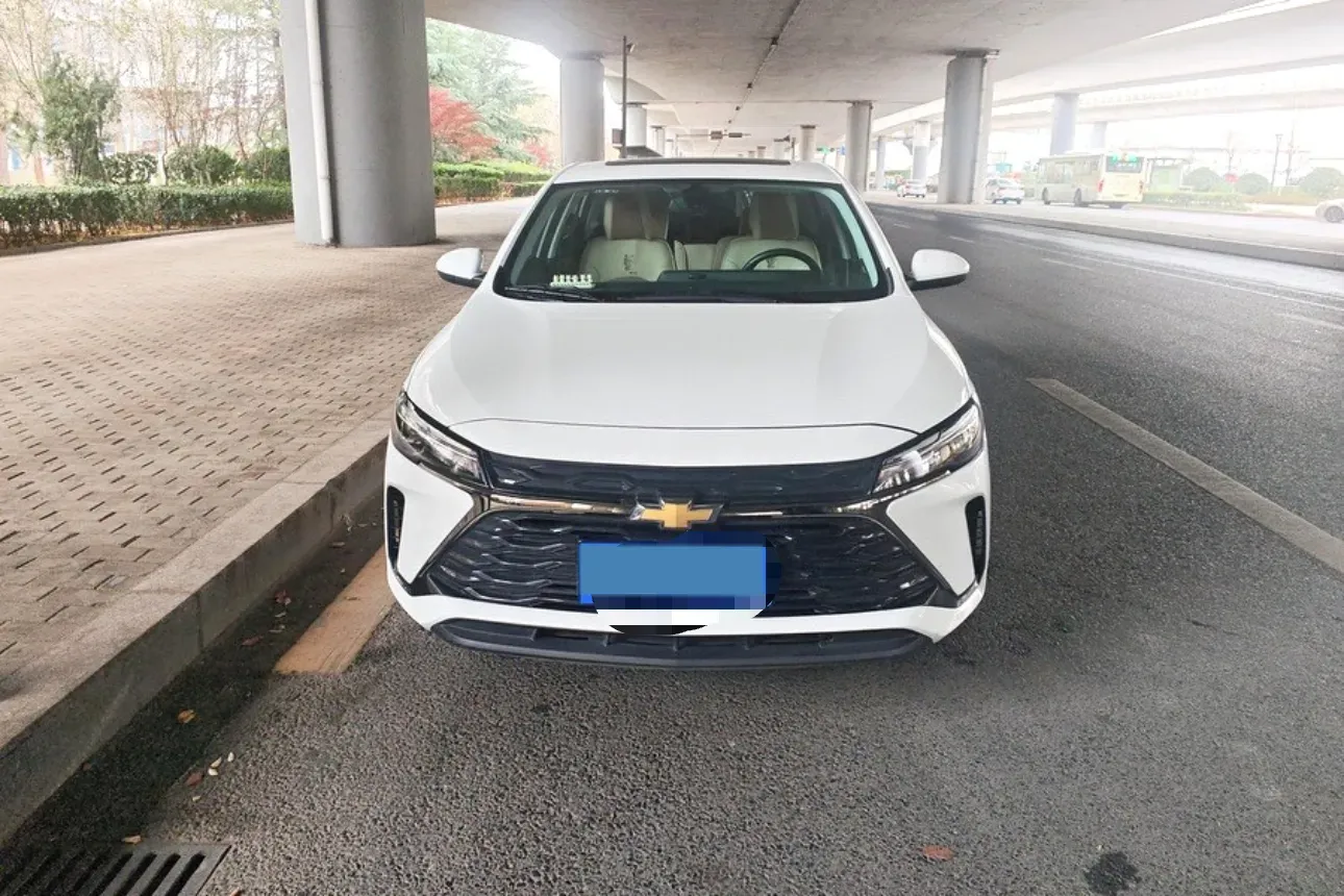 2023 Chevrolet Monza 1.5L 113HP L4 6DCT,autocango,china used car exporter,china ev exporter,chinese used car exporter,chinese used ev exporter