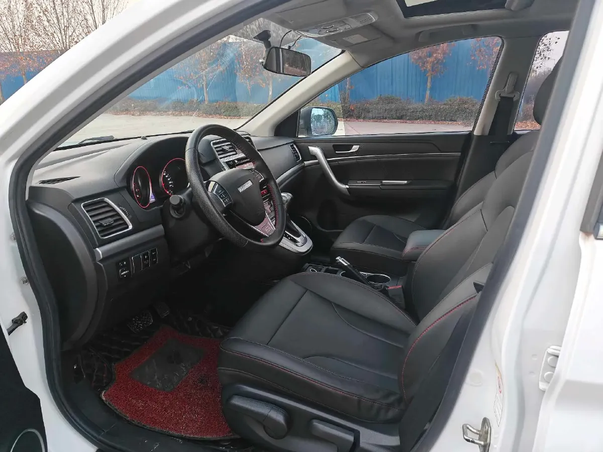 2017 Haval M6 1.5T 150HP L4 6AT,autocango,china used car exporter,china ev exporter,chinese used car exporter,chinese used ev exporter