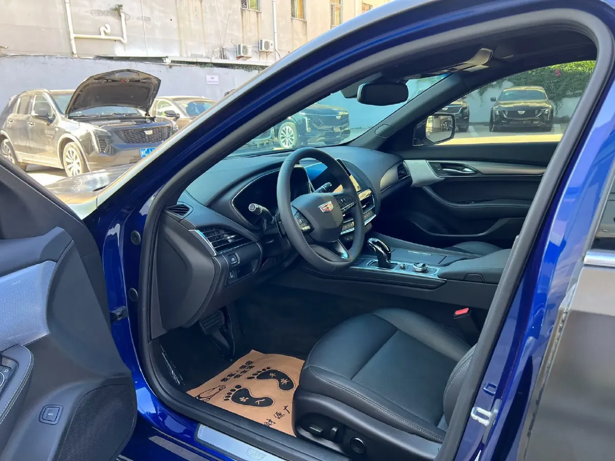 2023 Cadillac CT5 2.0T 237HP L4 10AT,autocango,china used car exporter,china ev exporter,chinese used car exporter,chinese used ev exporter