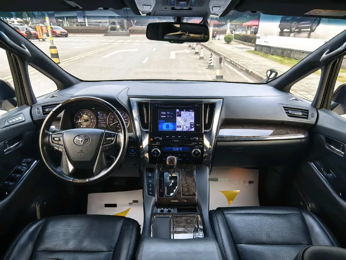 2018 Toyota Alphard 3.5L 301HP V6 8AT,autocango,china used car exporter,china ev exporter,chinese used car exporter,chinese used ev exporter