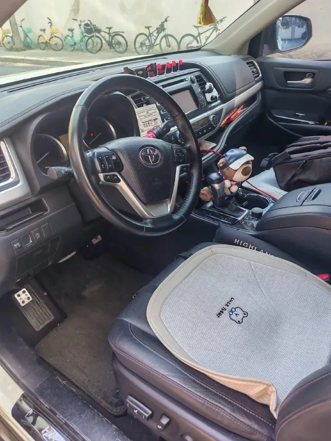 2017 Toyota Highlander 2.0T 220HP L4 6AT,autocango,china used car exporter,china ev exporter,chinese used car exporter,chinese used ev exporter