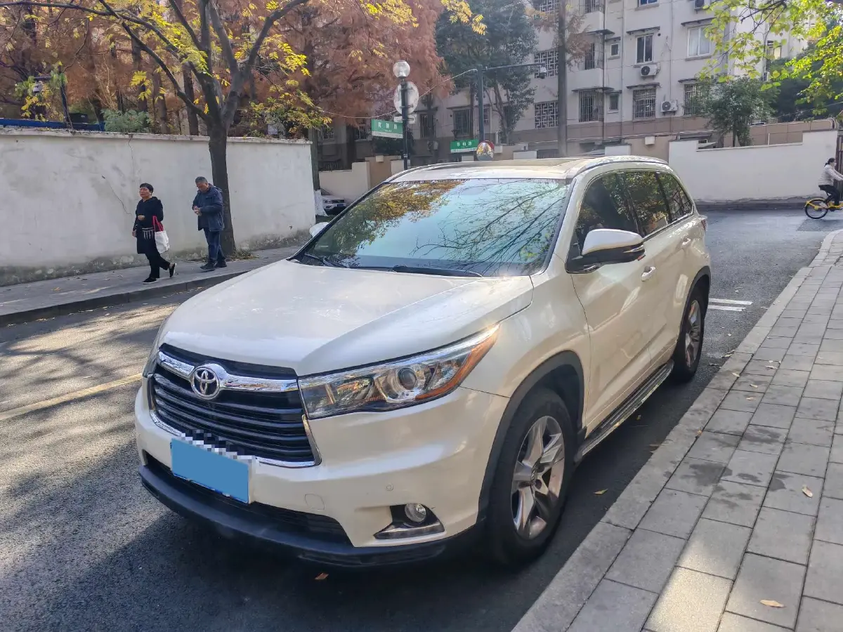 2017 Toyota Highlander 2.0T 220HP L4 6AT 2017 Toyota Highlander 2.0T 220HP L4 6AT