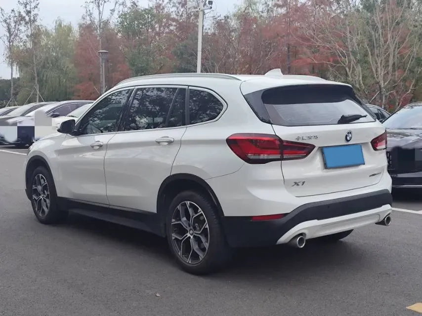 2021 BMW X1 2.0T 192HP L4 7DCT,autocango,china used car exporter,china ev exporter,chinese used car exporter,chinese used ev exporter