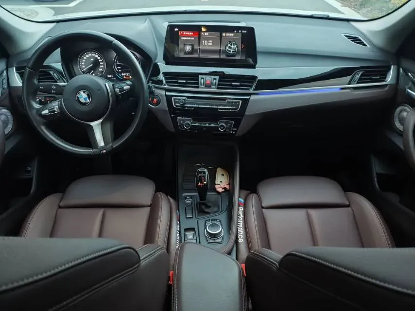 2021 BMW X1 2.0T 192HP L4 7DCT,autocango,china used car exporter,china ev exporter,chinese used car exporter,chinese used ev exporter