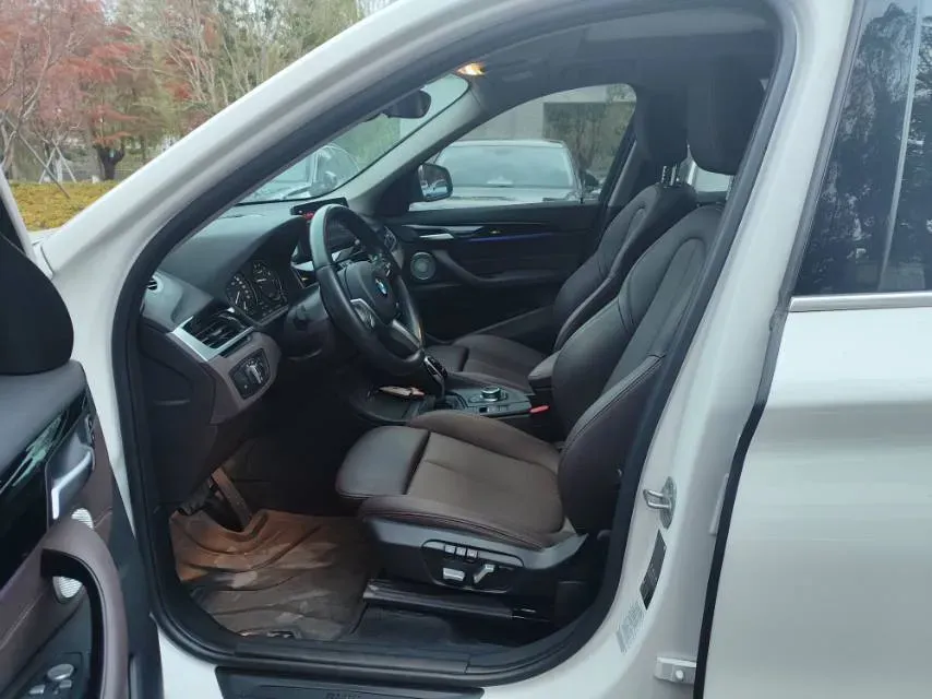 2021 BMW X1 2.0T 192HP L4 7DCT,autocango,china used car exporter,china ev exporter,chinese used car exporter,chinese used ev exporter