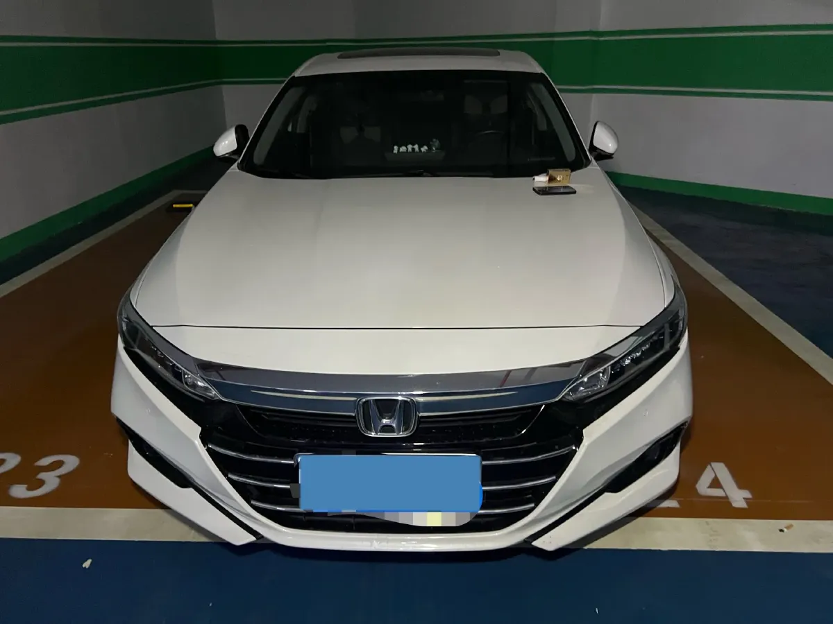 2022 Honda Accord 1.5T 194HP L4 CVT,autocango,china used car exporter,china ev exporter,chinese used car exporter,chinese used ev exporter