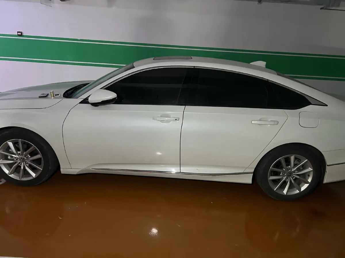 2022 Honda Accord 1.5T 194HP L4 CVT,autocango,china used car exporter,china ev exporter,chinese used car exporter,chinese used ev exporter