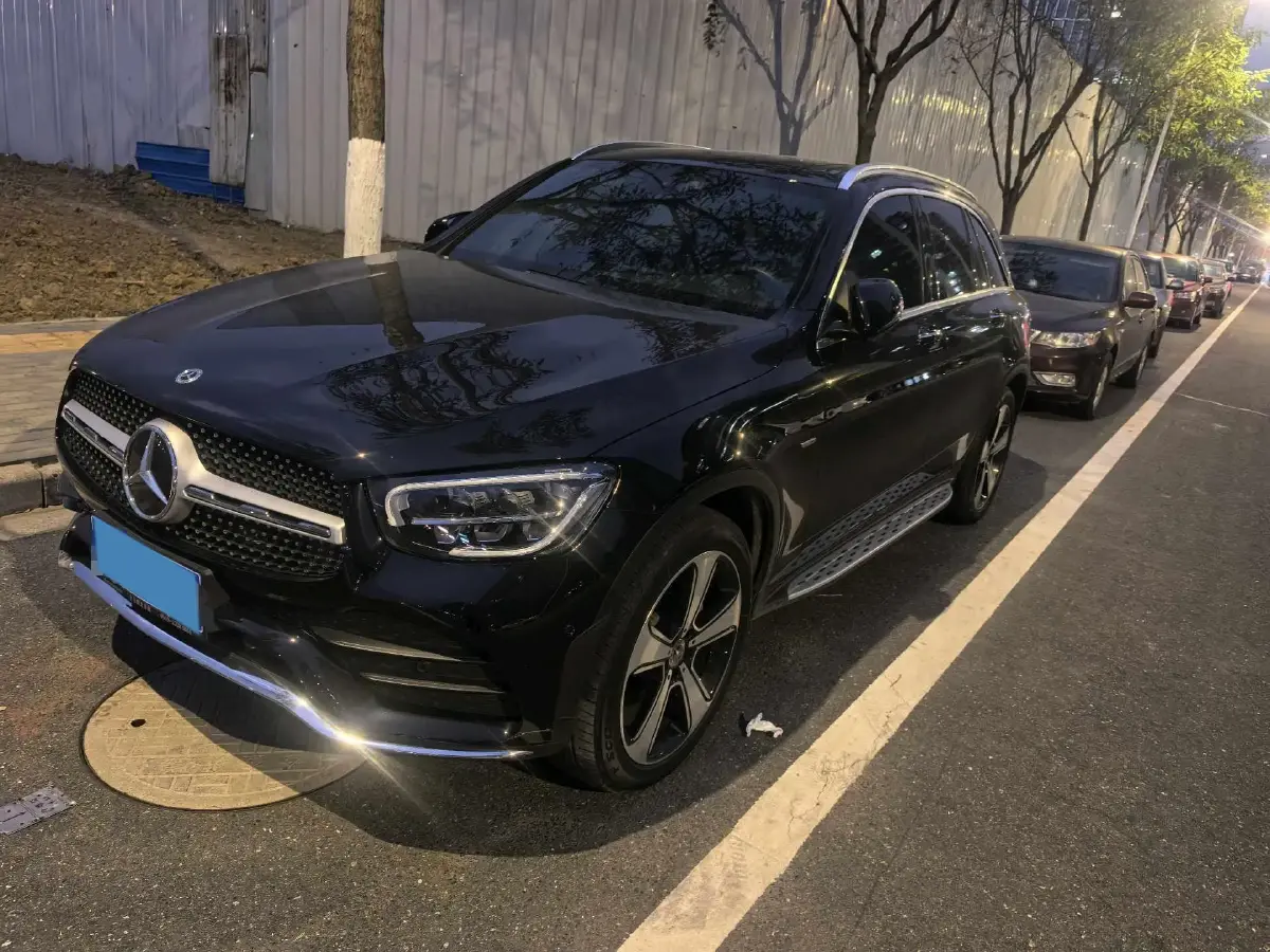 2022 Mercedes-Benz GLC Class 2.0T 258HP L4 9AT