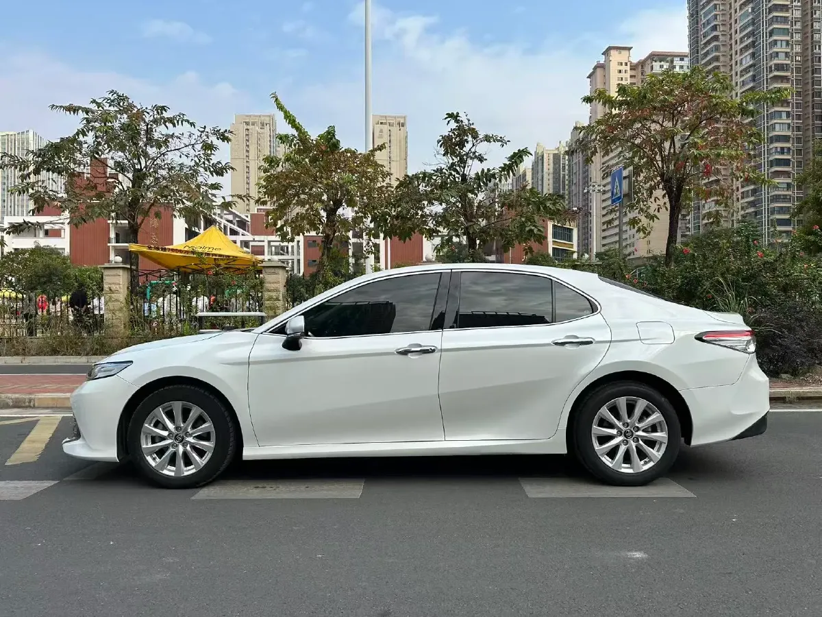2019 Toyota Camry 2.0L 178HP L4 CVT,autocango,china used car exporter,china ev exporter,chinese used car exporter,chinese used ev exporter