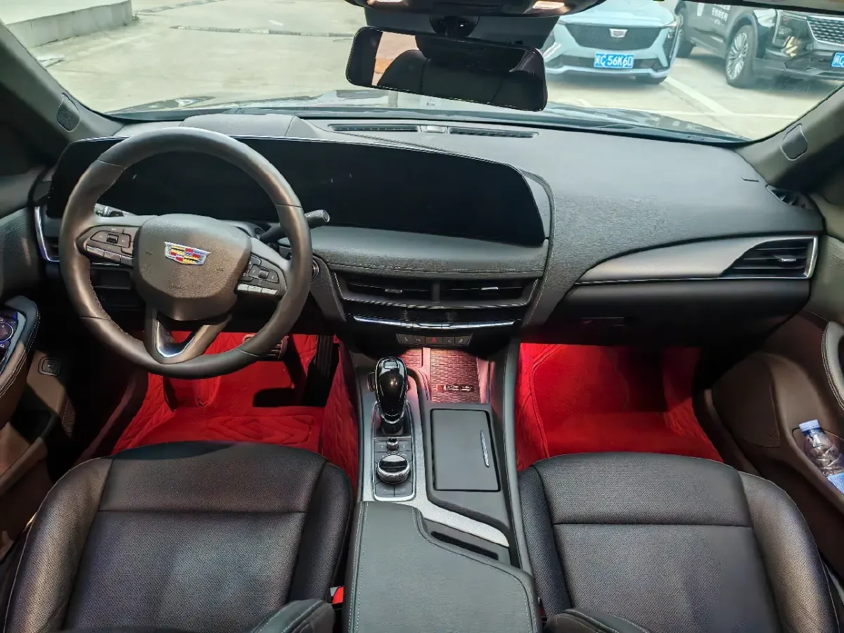 2024 Cadillac CT5 2.0T 237HP L4 10AT,autocango,china used car exporter,china ev exporter,chinese used car exporter,chinese used ev exporter