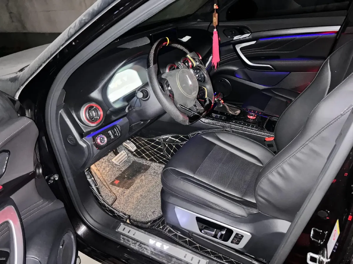 2017 WEY VV7 2.0T 234HP L4 7DCT,autocango,china used car exporter,china ev exporter,chinese used car exporter,chinese used ev exporter