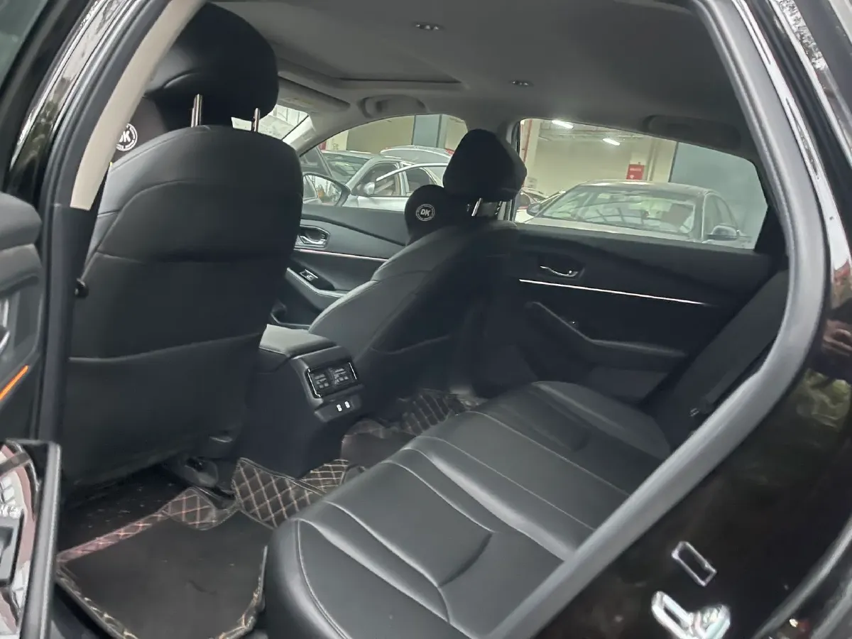 2023 Honda Accord 1.5T 192HP L4 CVT,autocango,china used car exporter,china ev exporter,chinese used car exporter,chinese used ev exporter