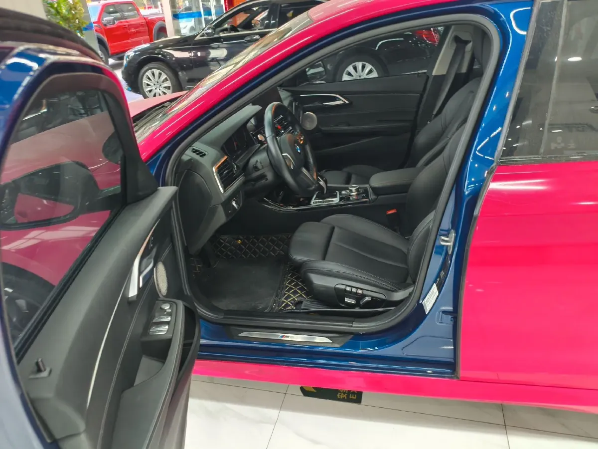 2021 BMW 1 Series 1.5T 140HP L3 7DCT,autocango,china used car exporter,china ev exporter,chinese used car exporter,chinese used ev exporter