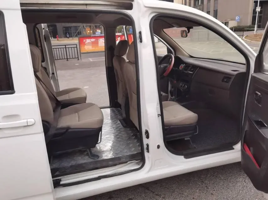 2016 Enranger 727 1.5L 112HP L4 5MT,autocango,china used car exporter,china ev exporter,chinese used car exporter,chinese used ev exporter