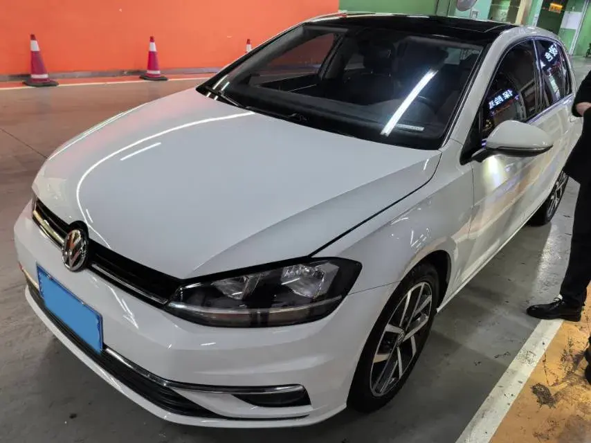 2019 Volkswagen Golf 1.4T 150HP L4 7DCT 2019 Volkswagen Golf 1.4T 150HP L4 7DCT