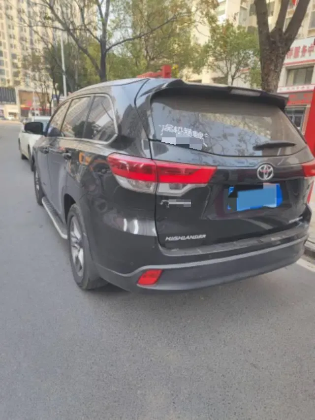 2021 Toyota Highlander 2.0T 220HP L4 6AT,autocango,china used car exporter,china ev exporter,chinese used car exporter,chinese used ev exporter