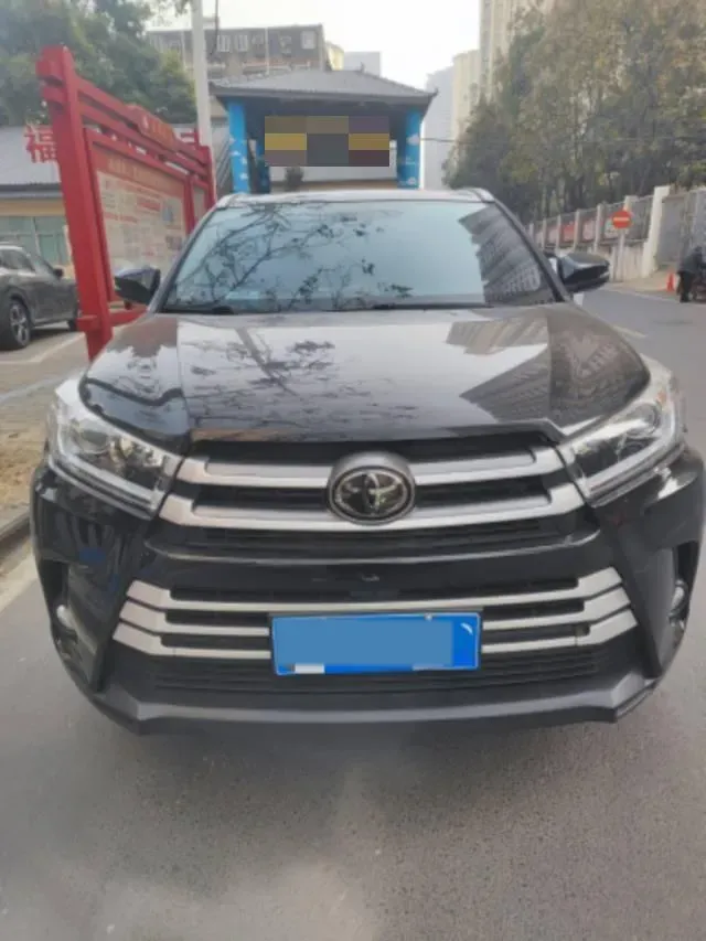 2021 Toyota Highlander 2.0T 220HP L4 6AT,autocango,china used car exporter,china ev exporter,chinese used car exporter,chinese used ev exporter