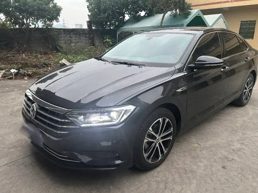 2021 Volkswagen Sagitar 1.4T 150HP L4 7DCT