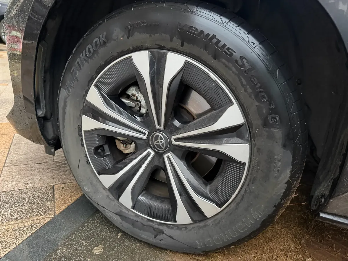 2022 Toyota bZ4X BEV 66.7KWH,autocango,china used car exporter,china ev exporter,chinese used car exporter,chinese used ev exporter